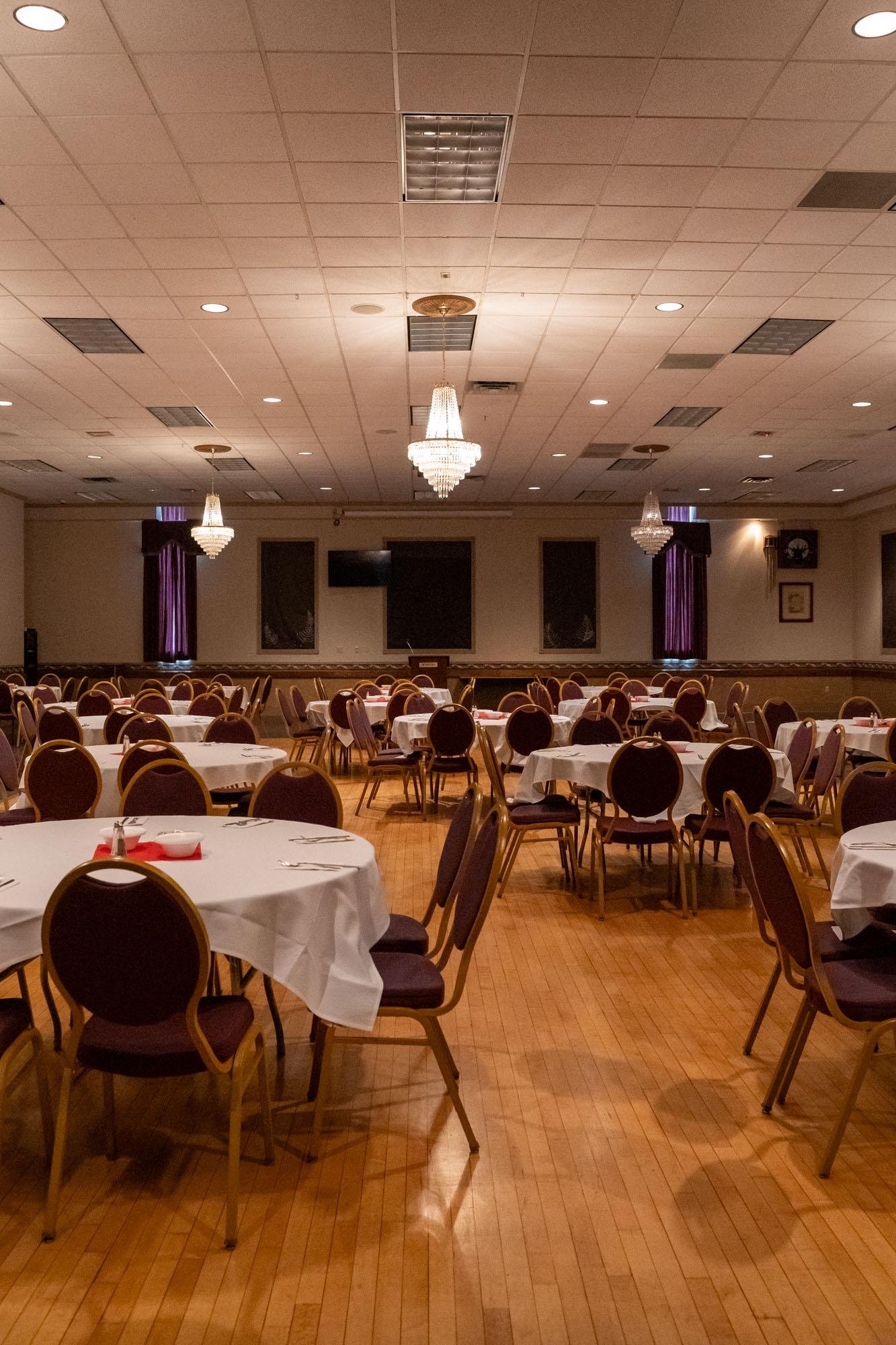 Elks Lodge Banquet Room